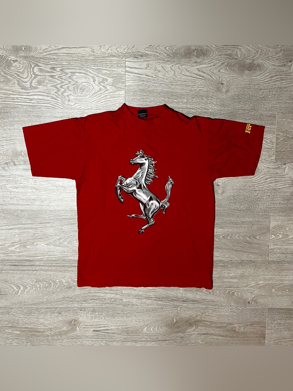 1999 Vintage Ferrari Red Men's Graphic T-Shirt